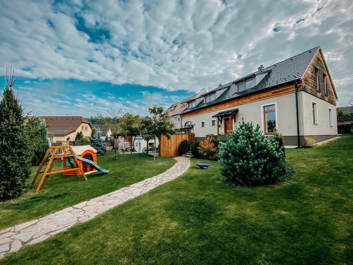Apartmany Na Spejcharu Stribrec Bagian luar foto