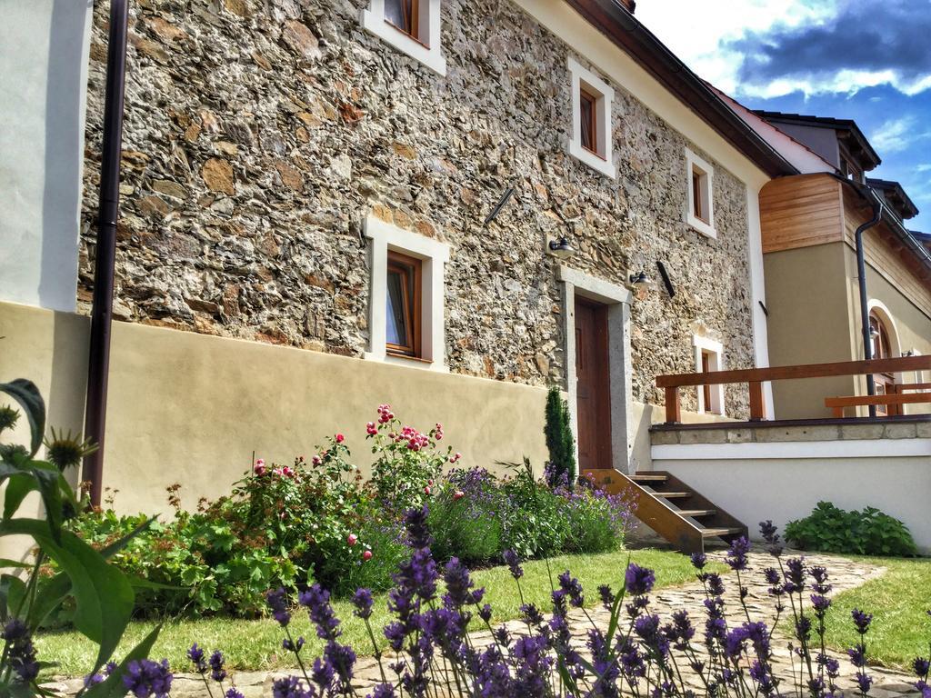 Apartmany Na Spejcharu Stribrec Bagian luar foto